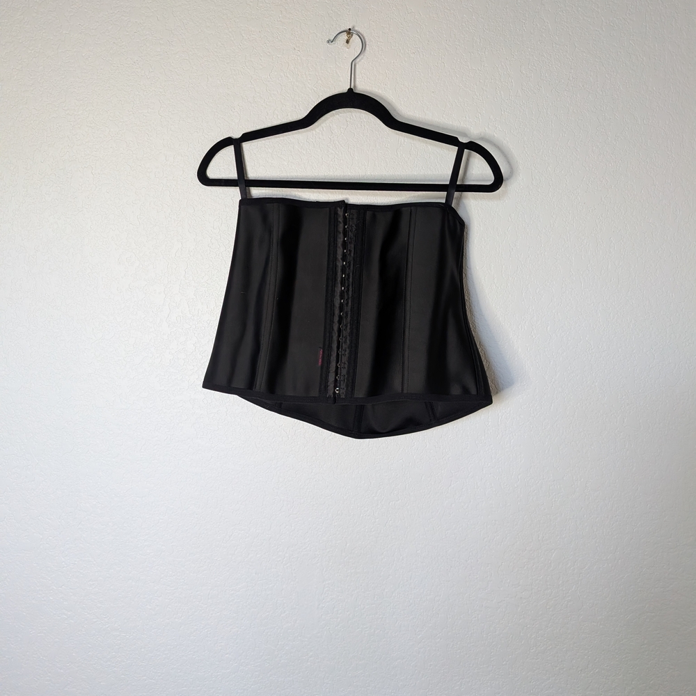 Perfect Waist Black Hook-and-Eye Waist trainer